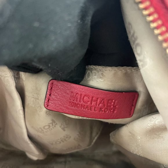 Michael Kors Red Pebbled Leather Hobo/Handbag - Picture 11 of 15